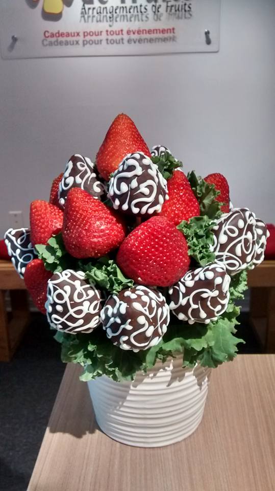 Bouquet De Fruits | 224 Rue Notre-Dame, Repentigny, QC J6A 2R5, Canada | Phone: (450) 582-1122