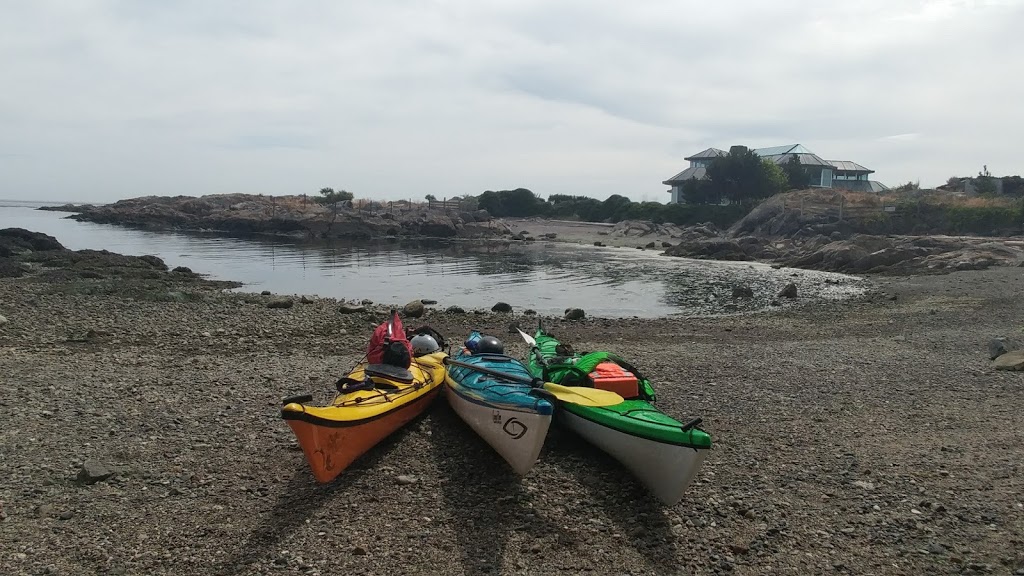 Smugglers Cove Kayak launch site | 3899 Smugglers Cove Rd (and, McAnally Rd, Victoria, BC V8N 4M2, Canada