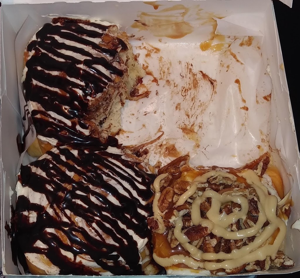 Cinnabon | 900 Dufferin St, Toronto, ON M6H 4B1, Canada | Phone: (416) 537-5864