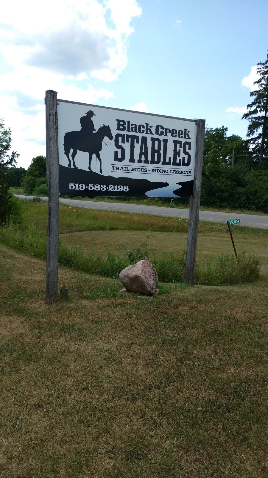 Black Creek Stables | Johns 3, 1248 St Johns Rd E, Port Dover, ON N0A 1N1, Canada | Phone: (519) 583-2198