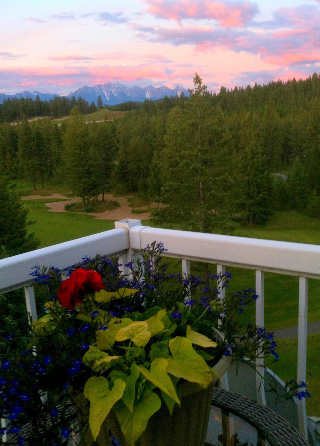 Shadow Mountain Golf Course | 7145 BC-95A, Cranbrook, BC V1C 7B6, Canada | Phone: (250) 426-3306