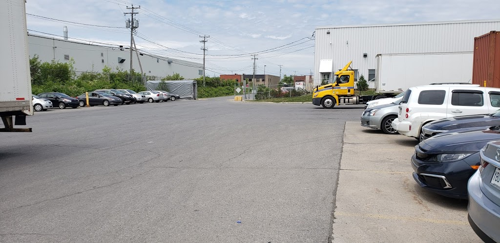 Metro Canada Logistics Inc | 8000 Boul Henri-Bourassa O, Saint-Laurent, QC H4S 1P4, Canada | Phone: (514) 683-5121