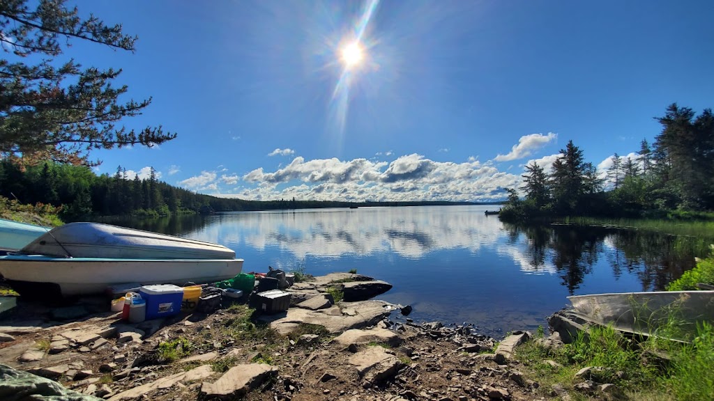 Windsock Lodge | Long Lake, MB R0E 0M0, Canada | Phone: (204) 785-1711