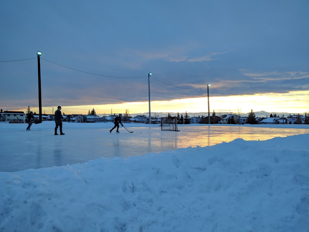 Hawkstone Field | Hawkhill Rd NW, Calgary, AB T3G, Canada