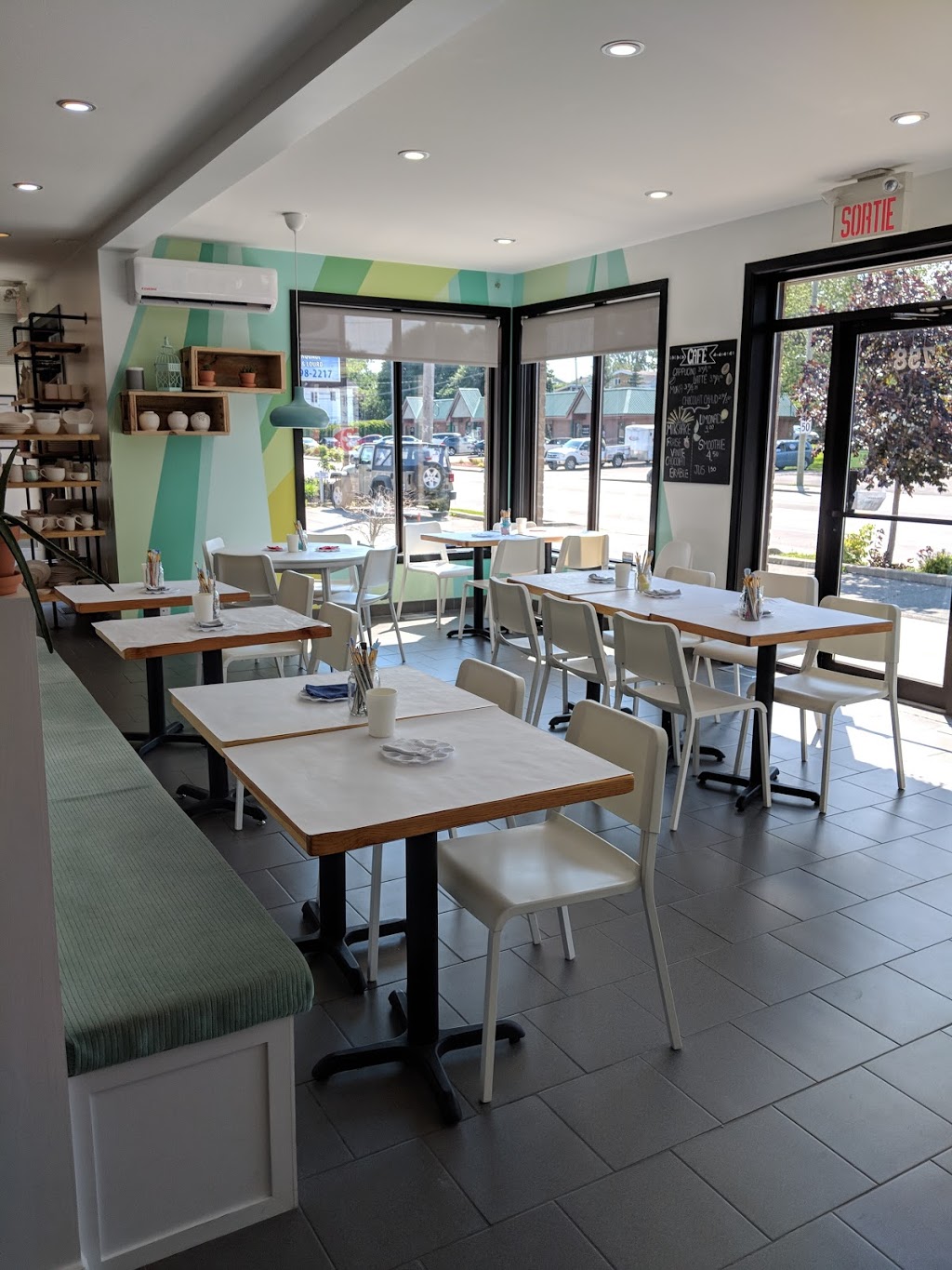 La Bulle Créative - Café céramique et ateliers artistiques | 758 Boulevard Saint-Jean-Baptiste, Mercier, QC J6R 1G6, Canada | Phone: (450) 507-3588