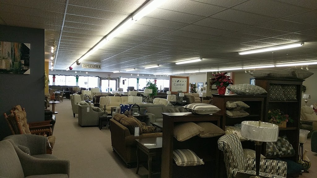 Lampmans Furniture | 728 Canboro Rd, Fenwick, ON L0S 1C0, Canada | Phone: (905) 892-4701