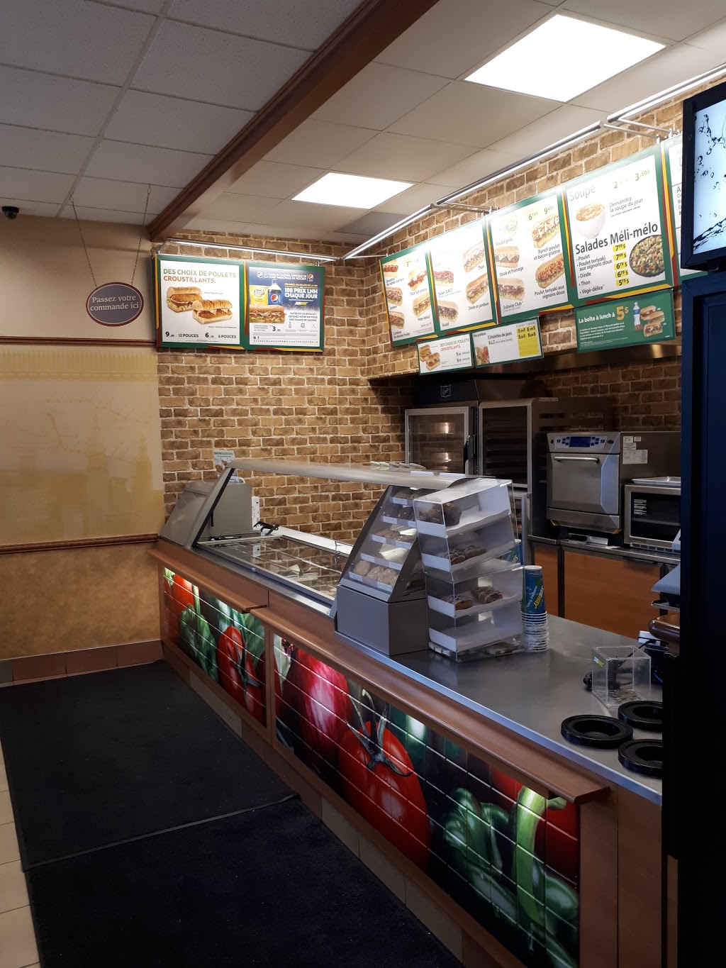 Restaurant SUBWAY | 1485 Rue Saint-Charles Ouest, Longueuil, QC J4K 1A7, Canada | Phone: (450) 670-6888