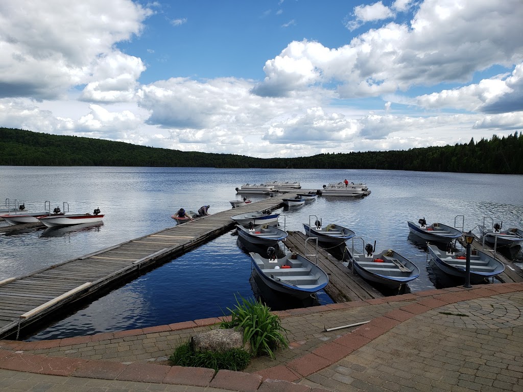 Pourvoirie Réal Massé | 6000 Chemin du Pays, Saint-Zénon, QC J0K 3N0, Canada | Phone: (450) 884-5502