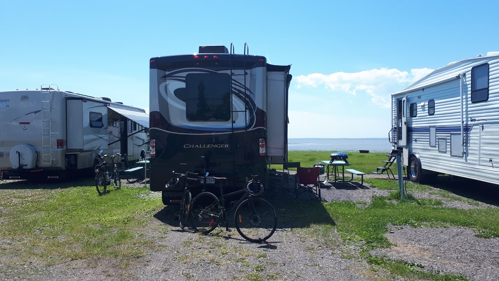 Camping Municipal Rocher Panet | 10 Route du Quai, LIslet, QC G0R 2B0, Canada | Phone: (418) 247-3193