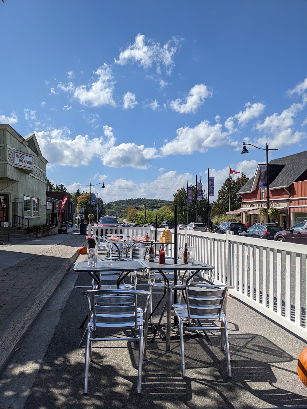 Maple Avenue Tap & Grill | 172 Highland St, Haliburton, ON K0M 1S0, Canada | Phone: (705) 457-1100