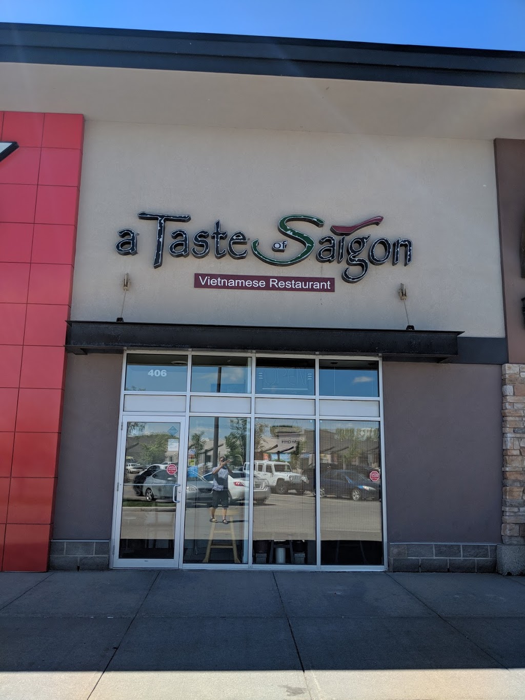 A Taste Of Saigon Restaurant | 8888 Country Hills Blvd NW #406 #406, Calgary, AB T3G 5T4, Canada | Phone: (403) 247-4959