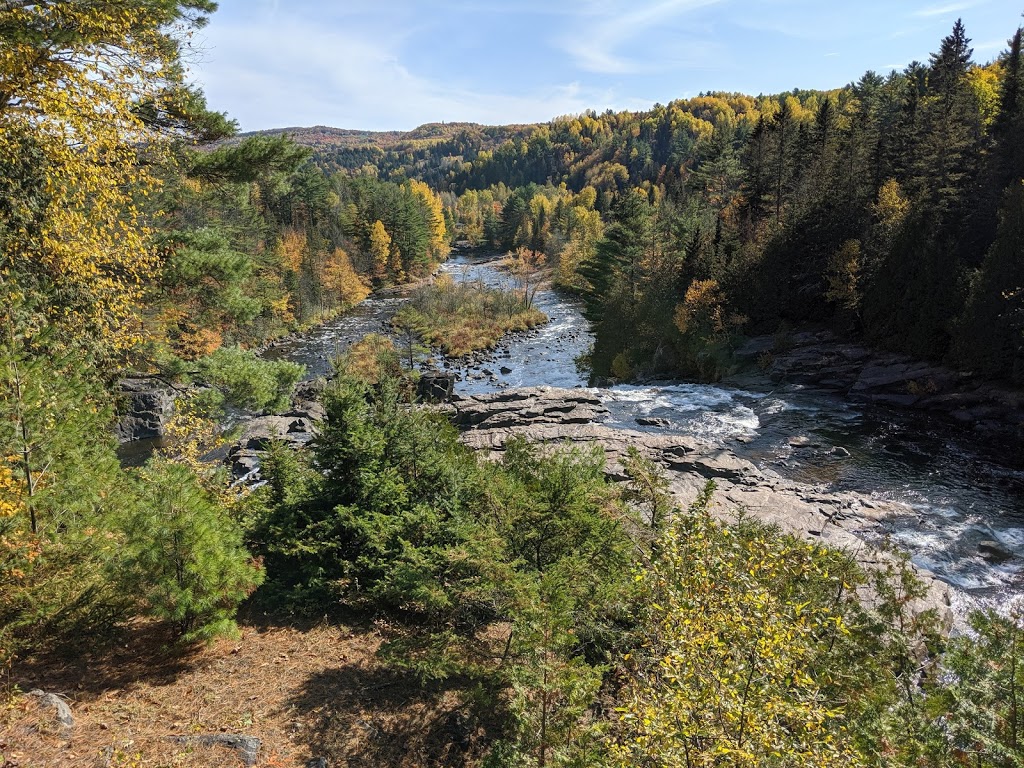 Parc Régional des Chutes Monte à Peine et des Dalles | Entrée Sa | 440 Rang Sainte Louise O, Saint-Damien, QC J0K, Canada | Phone: (450) 883-6060