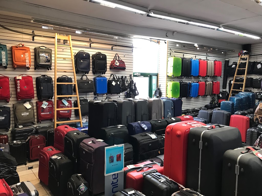 Bagages et cetera | 430 Rue Saint-Vallier O, Québec, QC G1K 1K8, Canada | Phone: (418) 529-3522