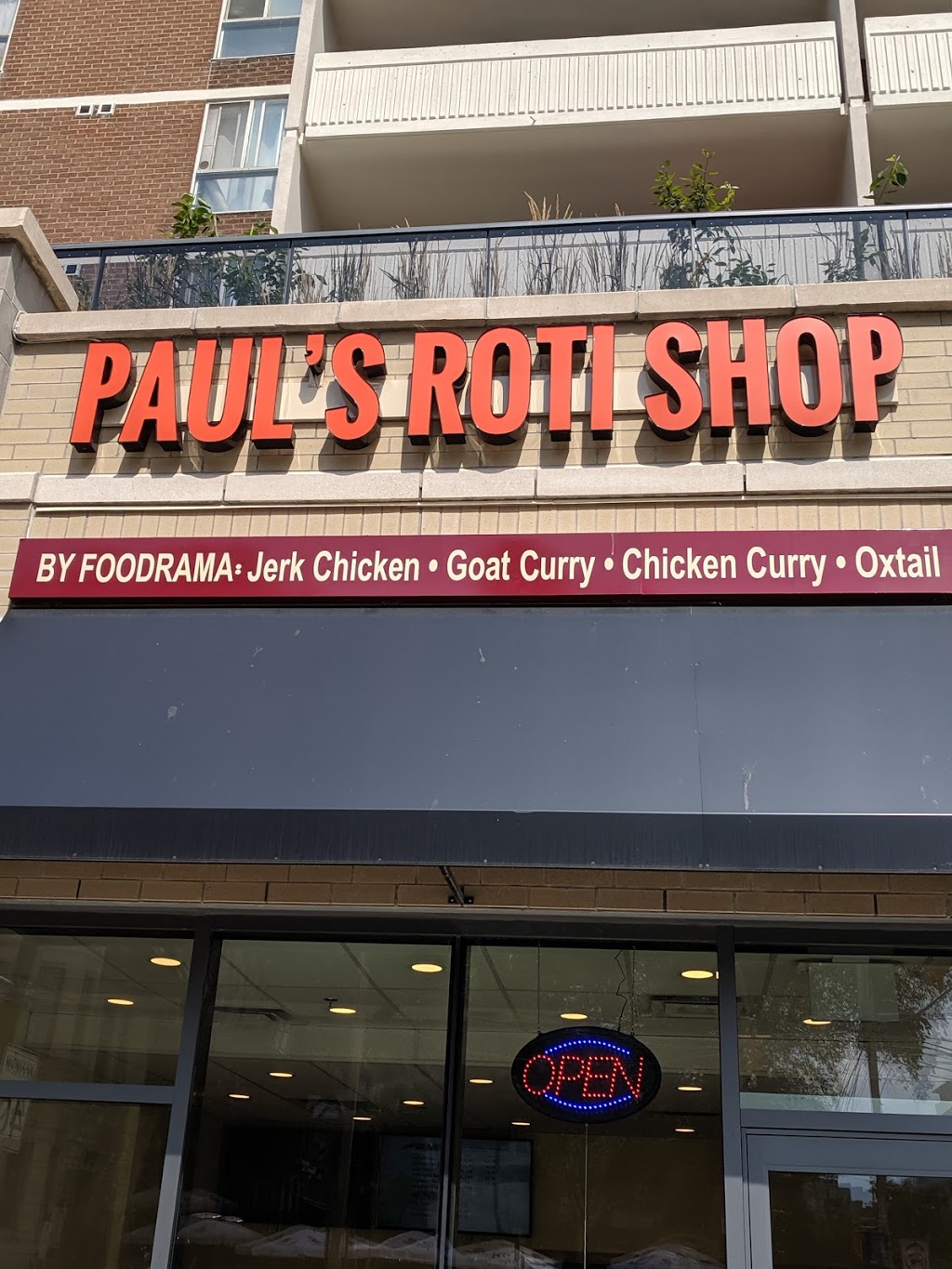 Pauls Roti Shop | 563 Sherbourne St, Toronto, ON M4X 1W5, Canada | Phone: (416) 901-7144