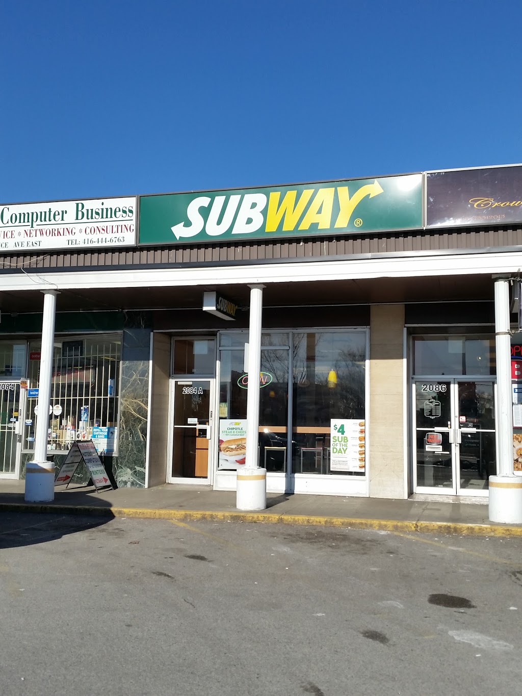 Subway | 2084-A Lawrence Ave E, Scarborough, ON M1R 2Z5, Canada | Phone: (647) 345-1205