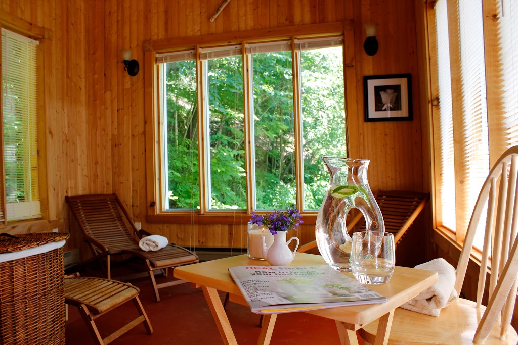 Le Cachet B&B | 3105 Ch. Capelton, North Hatley, QC J0B 2C0, Canada | Phone: (819) 481-1640