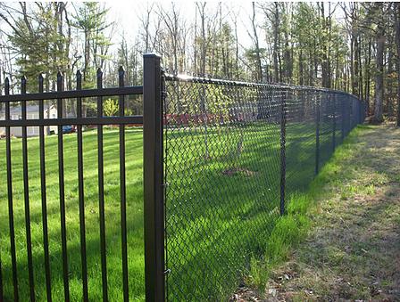 Simply Fence Ltd | 21 Autumnwood Ave, Quispamsis, NB E2E 1V6, Canada | Phone: (506) 650-2337