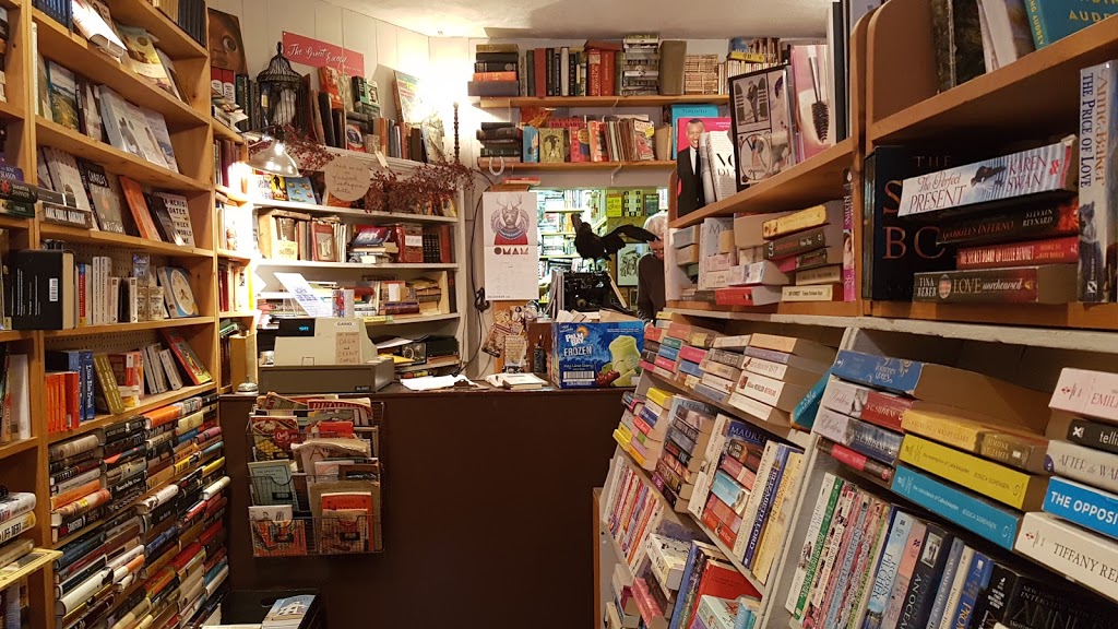 Great Escape Book Store | 957 Kingston Rd, Toronto, ON M4E 1S8, Canada | Phone: (416) 691-7150