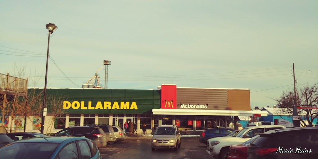 Dollarama | 110 Rue Queen, Sherbrooke, QC J1M 1J6, Canada | Phone: (819) 566-2731