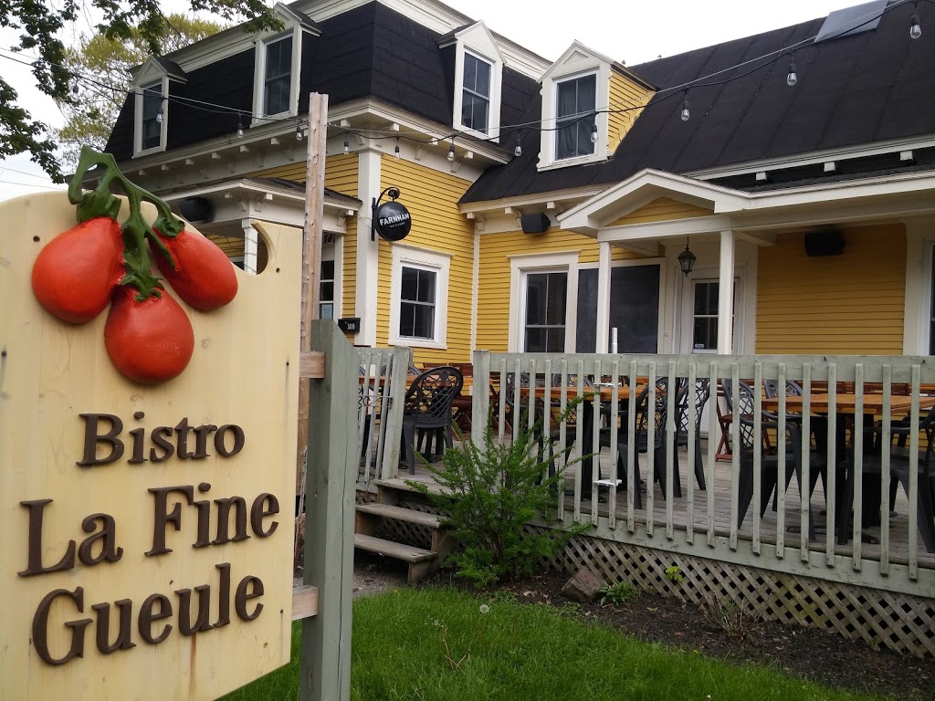 Restaurant La Fine Gueule | 300 Rue Principale, Cowansville, QC J2K 1J3, Canada | Phone: (450) 260-1176