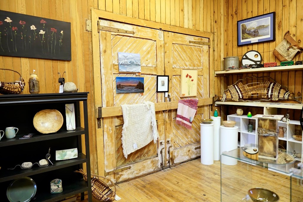 Station Gallery of Fenelon Falls | 103 Lindsay St, Fenelon Falls, ON K0M 1N0, Canada | Phone: (705) 887-1868