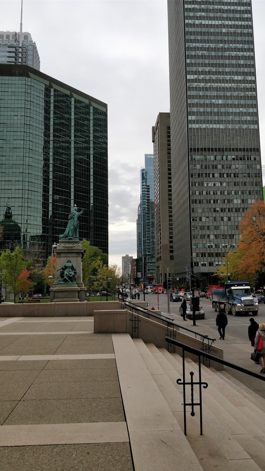 Légion de Marie | Cathédrale Marie-Reine-du-Monde, 1071 Rue de la Cathédrale, Montréal, QC H3B 2V4, Canada | Phone: (514) 864-5643