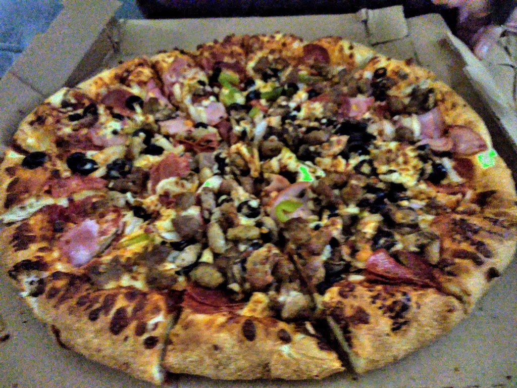 Dominos Pizza | 3051 Walkers Line, Burlington, ON L7M 0A6, Canada | Phone: (905) 315-7878