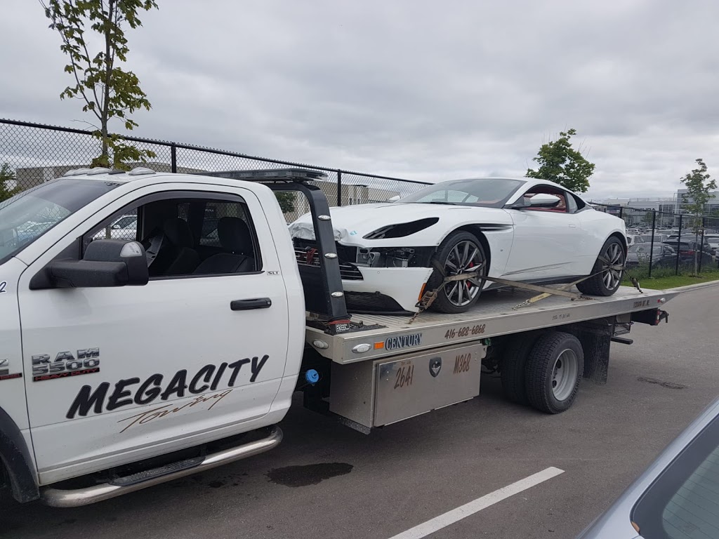 Megacity Towing 美加城拖车 | 361 John St Unit 3, Thornhill, ON L3T 5W5, Canada | Phone: (416) 688-6868