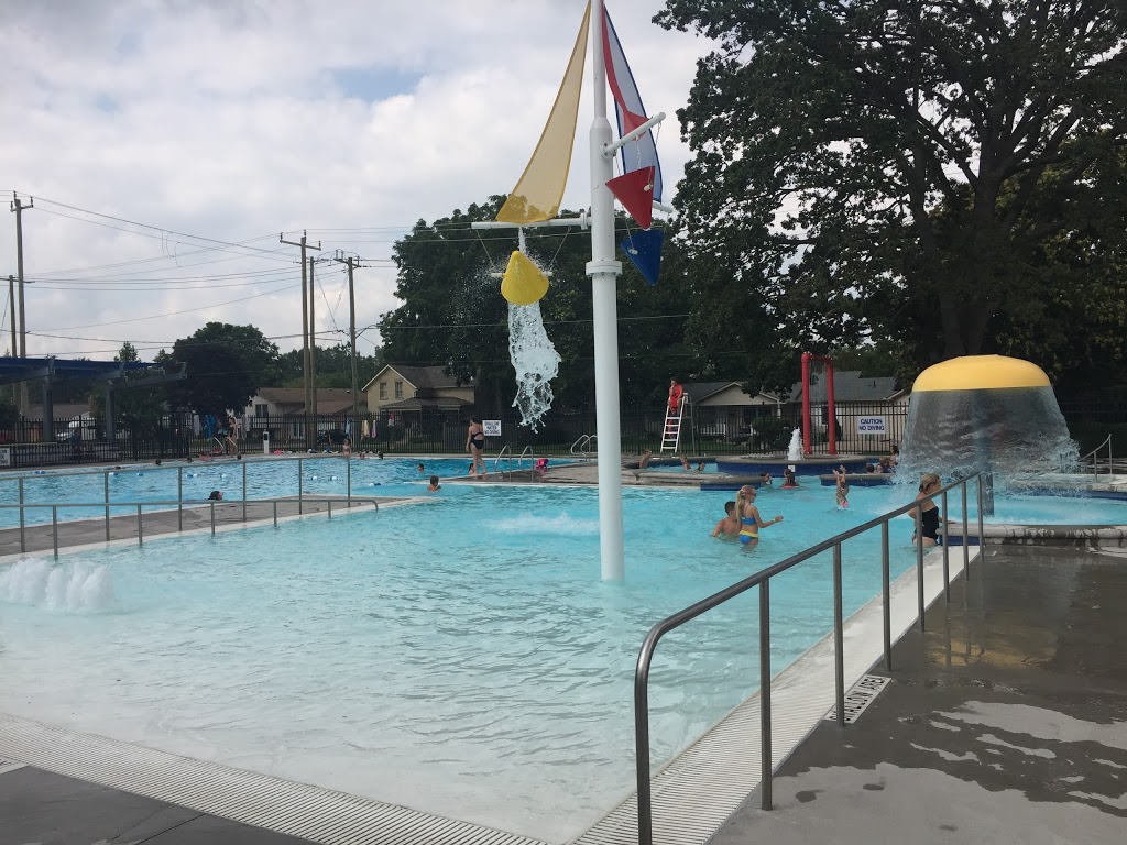 Fairgrounds Aquatic Park | 334 Metcalfe St W, Strathroy, ON N7G 3V5, Canada | Phone: (519) 245-0581