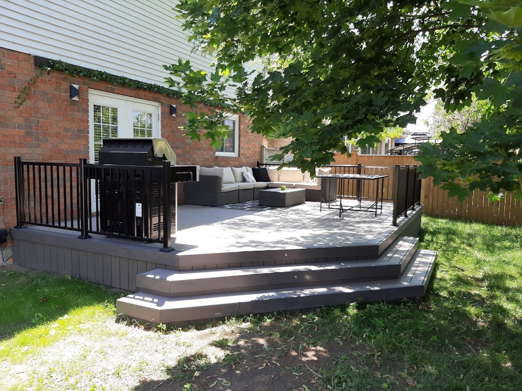 Hickory Dickory Decks Lambton County | 1339 Echo Rd, Sarnia, ON N7S 3K2, Canada | Phone: (519) 339-0942