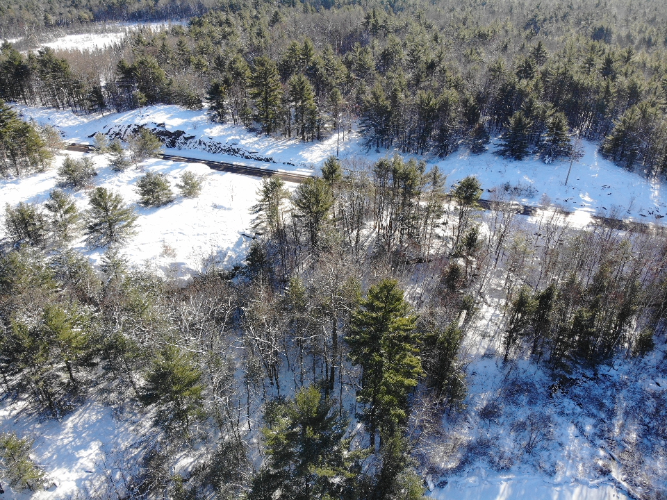 Hardy Lake Trail Head | Muskoka District Road 169, Gravenhurst, ON P1P 1R2, Canada