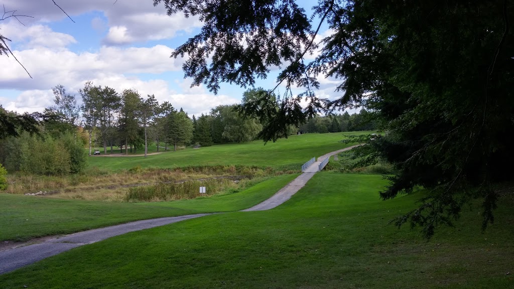 Golf Granby St-Paul | 1415 Rue Principale, Granby, QC J2G 8C8, Canada | Phone: (450) 378-9848