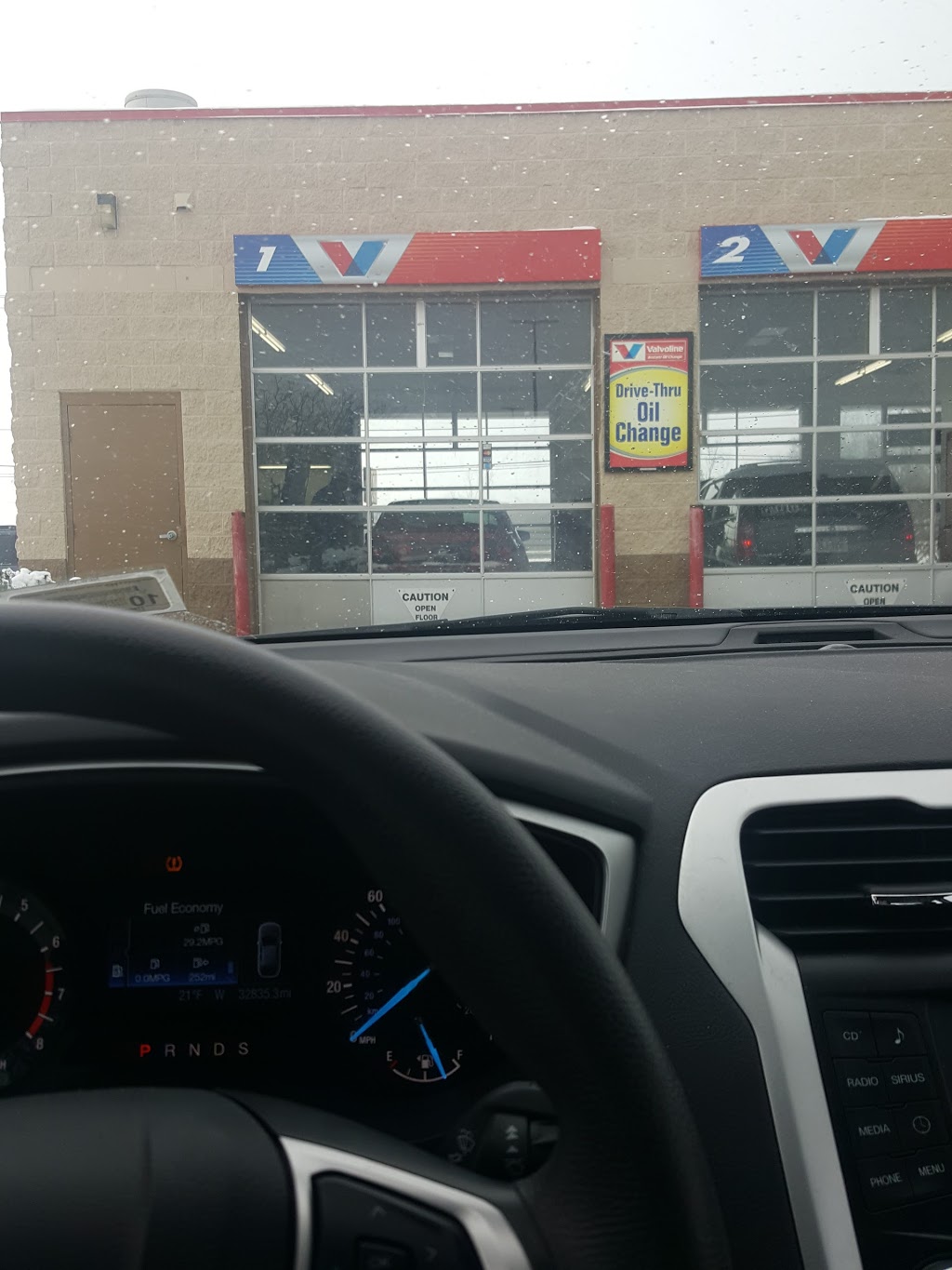 Valvoline Instant Oil Change | 5895 S Transit Rd, Lockport, NY 14094, USA | Phone: (716) 433-3613