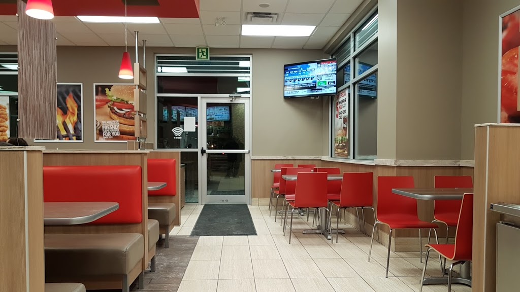 Burger King | 1022 Eglinton Ave E, Mississauga, ON L4W 1K3, Canada | Phone: (866) 394-2493