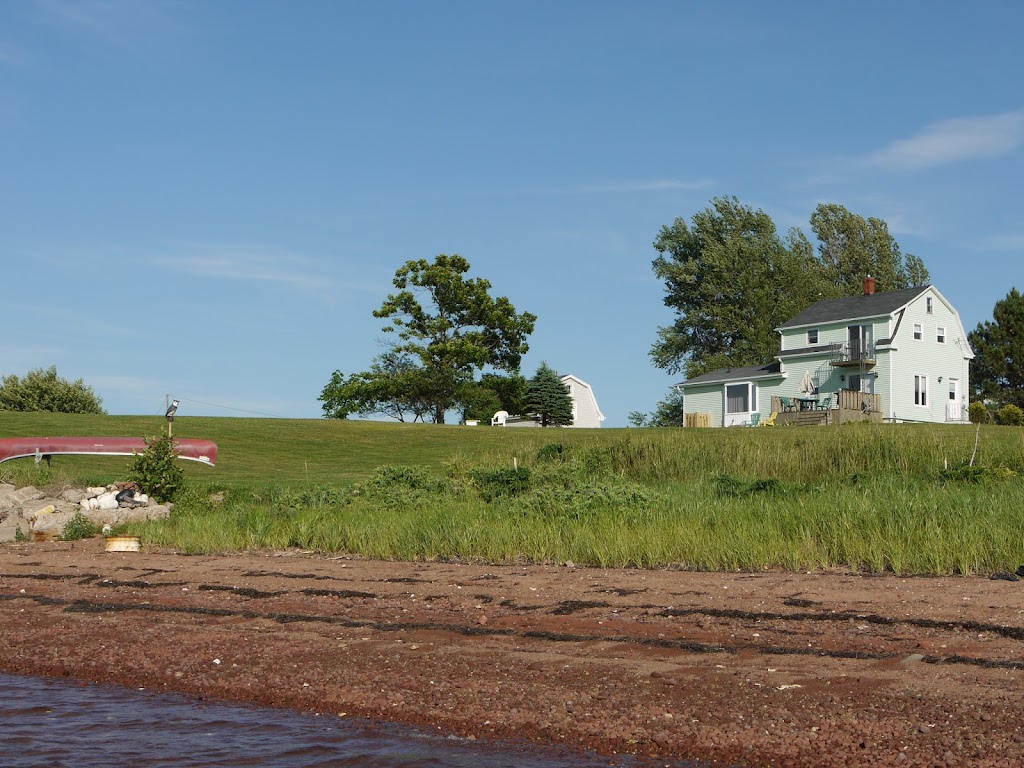 The Compass Rose Beach House | 60 Jordan Ln, Murray Harbour, PE C0A 1V0, Canada | Phone: (902) 969-8185