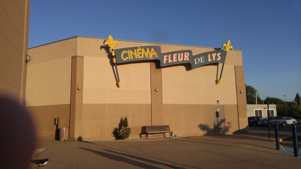 Cinéma Fleur de Lys (Trois-Rivières) | 4520 Boulevard des Récollets, Trois-Rivières, QC G9A 4N2, Canada | Phone: (819) 376-6154