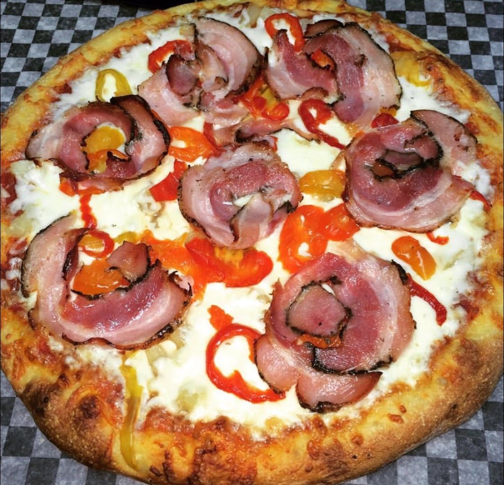 Milano Pizzeria | 471 Hazeldean Rd, Kanata, ON K2L 1V1, Canada | Phone: (613) 831-3355