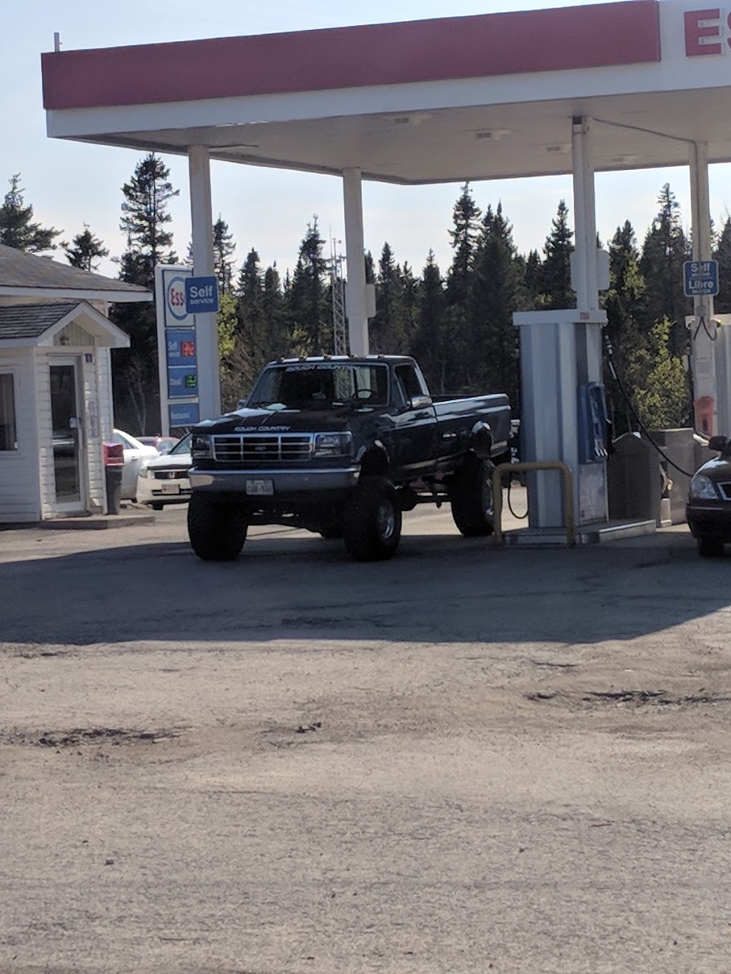 Esso | 6 ROUTE 450, Lavillette, NB E9R 2R4, Canada | Phone: (506) 776-5833