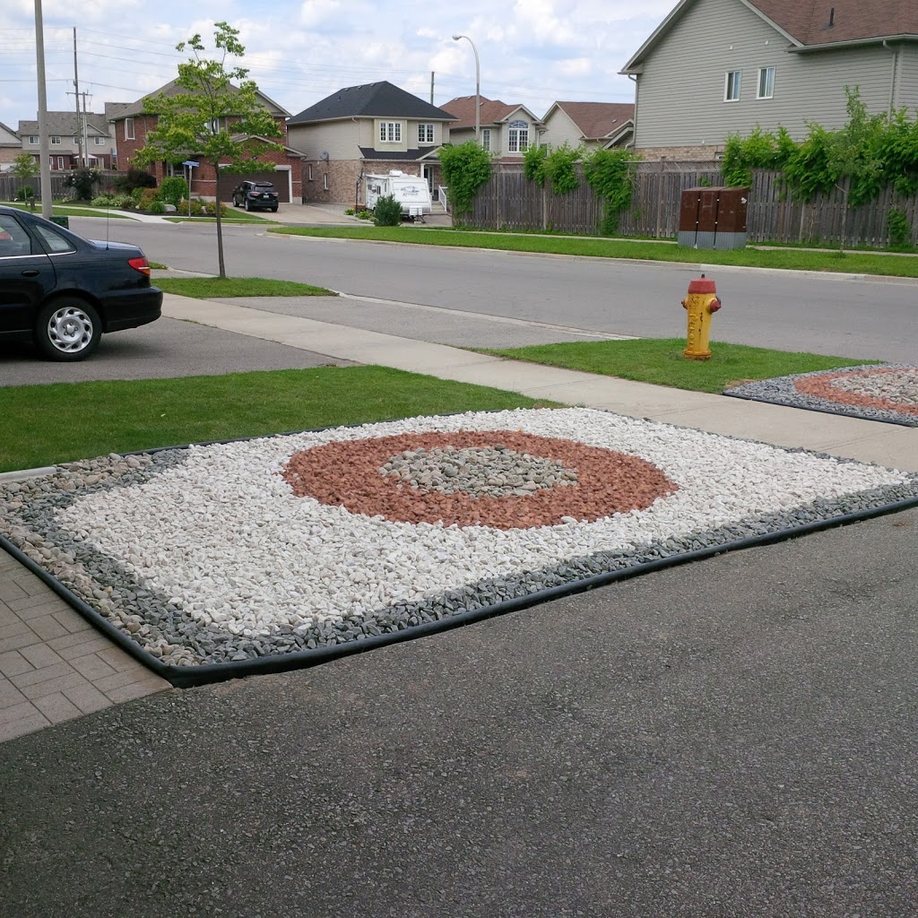 Great White Landscaping & Snow Removal Ltd | 39 Woolwich St N, Breslau, ON N0B 1M0, Canada | Phone: (226) 887-1030