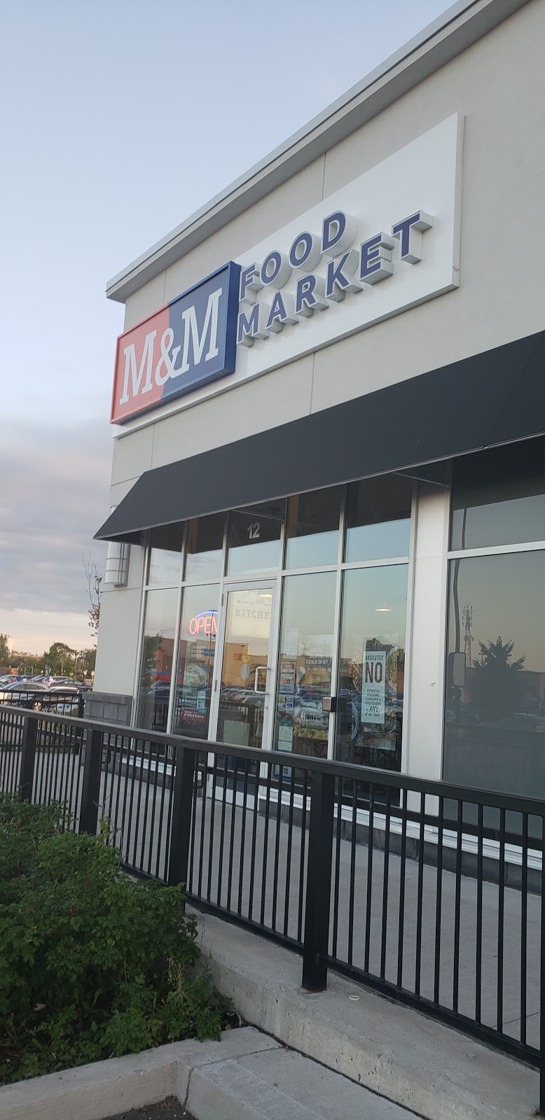 M&M Food Market | 1476 Dundas St E Unit 12, Mississauga, ON L4X 1L4, Canada | Phone: (905) 896-7726