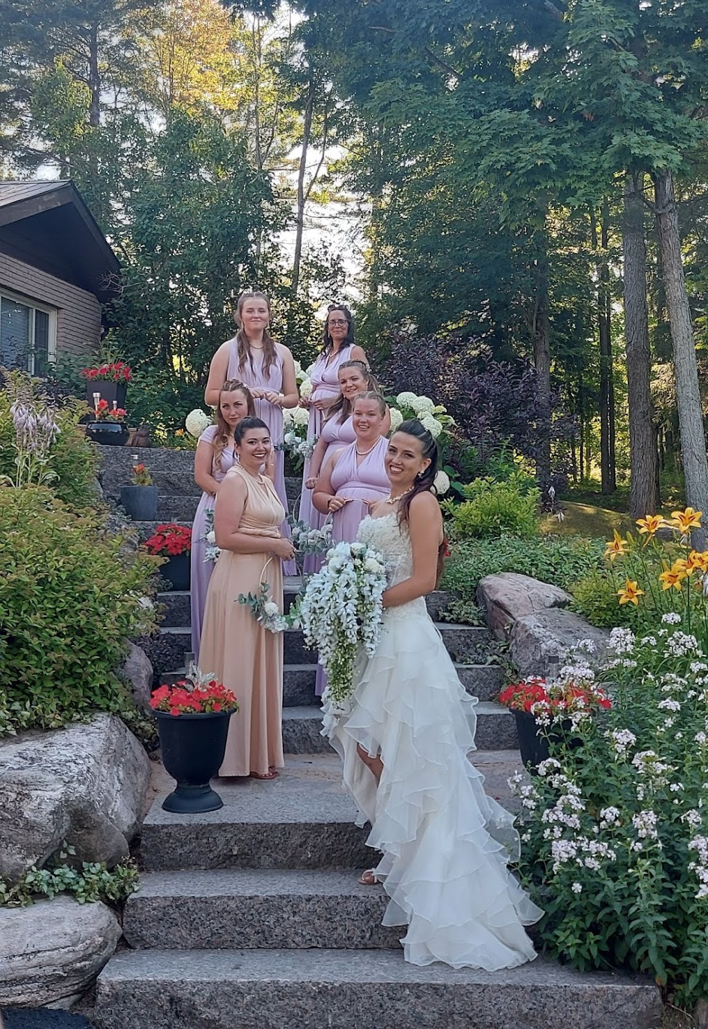 Muskoka Wedding Place | 9 Healey Lake Rd, MacTier, ON P0C 1H0, Canada | Phone: (905) 242-8122