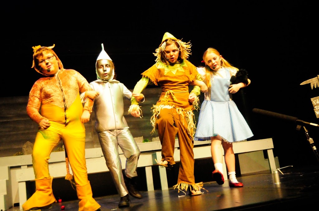 Childrens Arts Theatre School | 165 Geary Ave, Toronto, ON M6H 2B8, Canada | Phone: (416) 538-2121