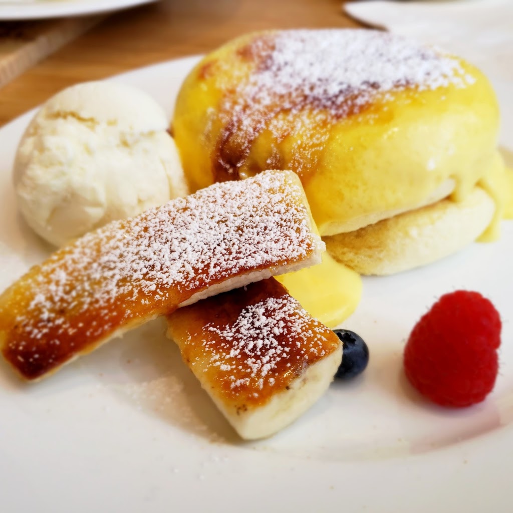 Fuwa Fuwa Japanese Pancakes | 408 Bloor St W, Toronto, ON M5S 2N5, Canada | Phone: (647) 618-2868