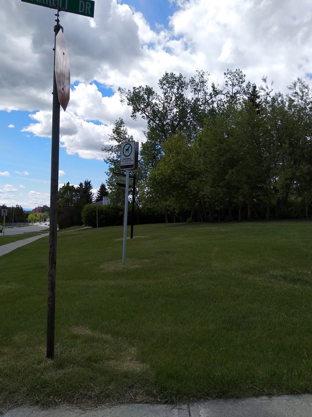 Brentwood Area 2 Off Leash Dog Park | 3315 Barrett Pl NW, Calgary, AB T2L 1W5, Canada