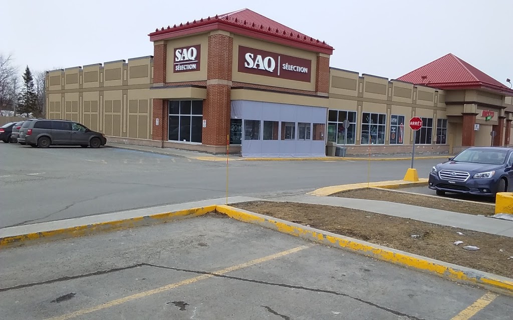 SAQ Sélection | 8500 Boulevard Henri-Bourassa, Québec, QC G1G 5X1, Canada | Phone: (418) 628-5567