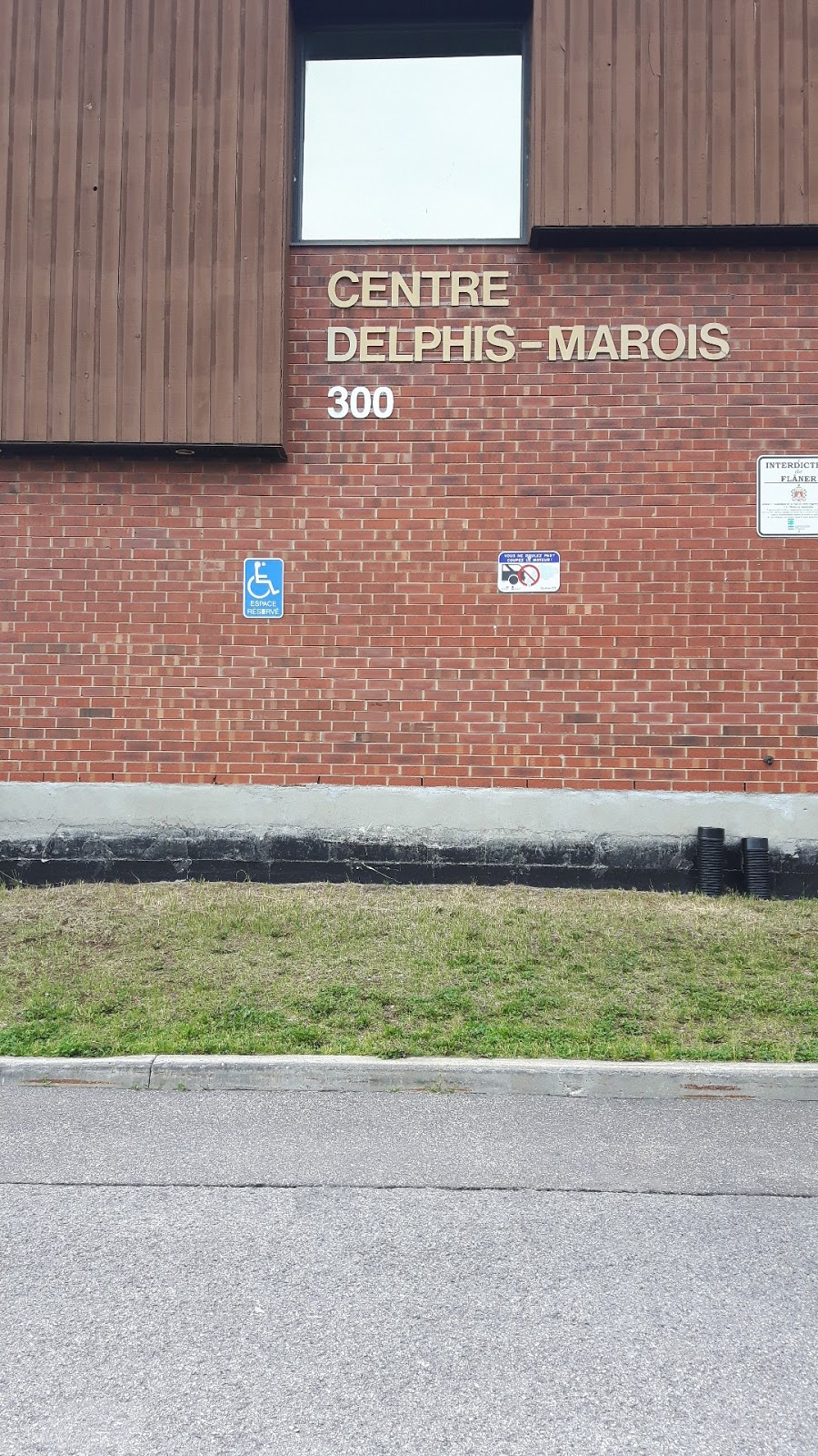 Centre Delphis-Marois | 300 Rue de lEntrain, Saint-Augustin-de-Desmaures, QC G3A 1L6, Canada | Phone: (418) 878-3639