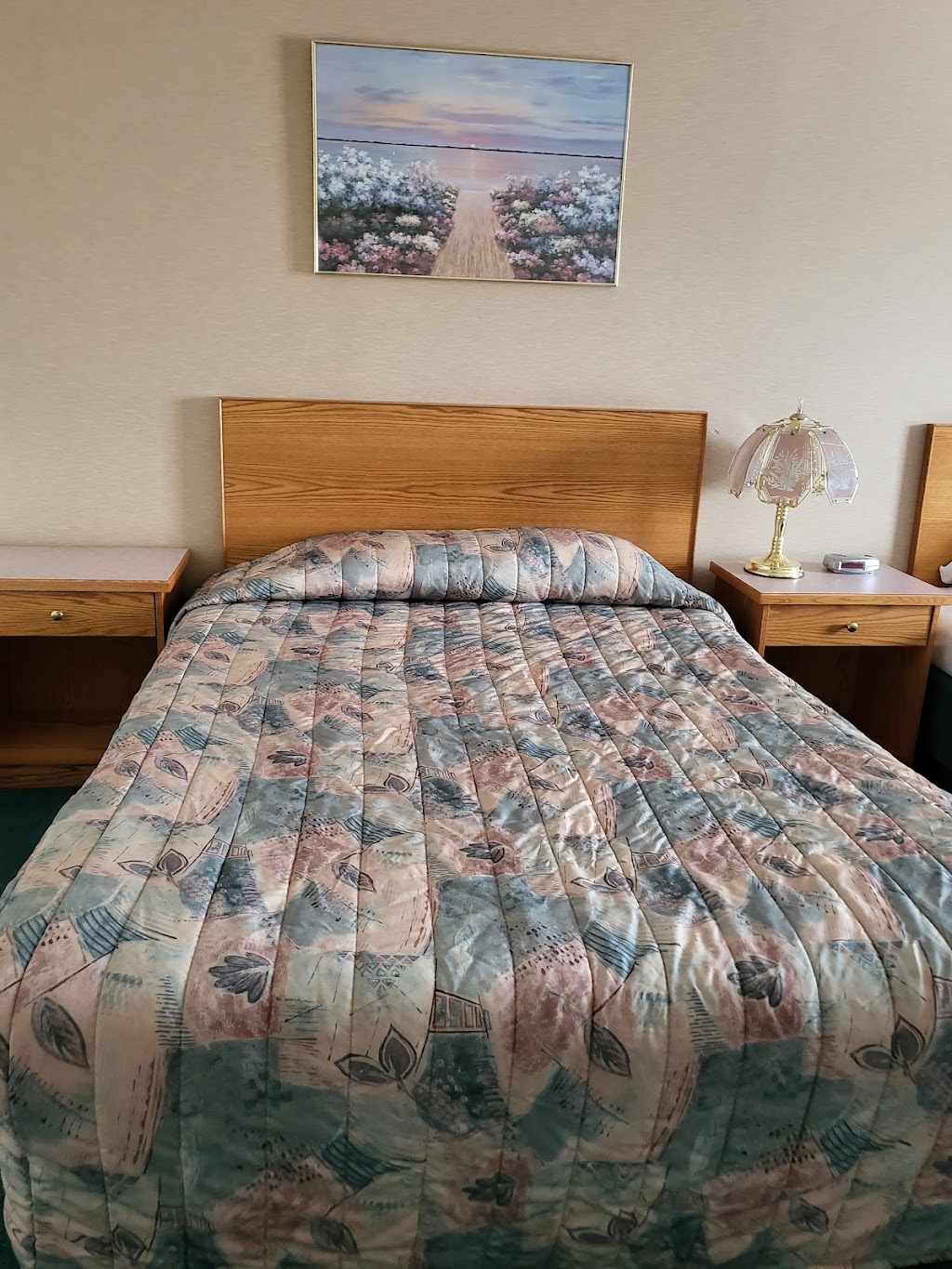 Western Budget Motel Red Deer # 2 | 57 Gasoline Aly E, Red Deer County, AB T4E 1B1, Canada | Phone: (403) 347-2177