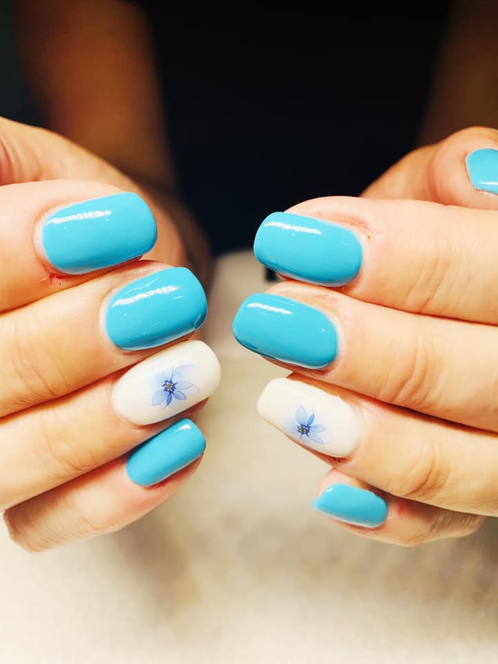 Lavish nails and beauty Spa | 387 Woolwich St, Waterloo, ON N2K 0E5, Canada | Phone: (519) 722-1613