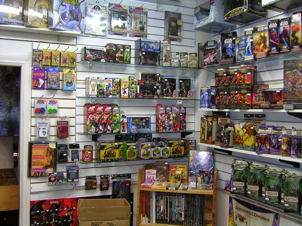 Hourglass Comics & Games | 2625 Clarke St, Port Moody, BC V3H 1Z4, Canada | Phone: (604) 931-4588