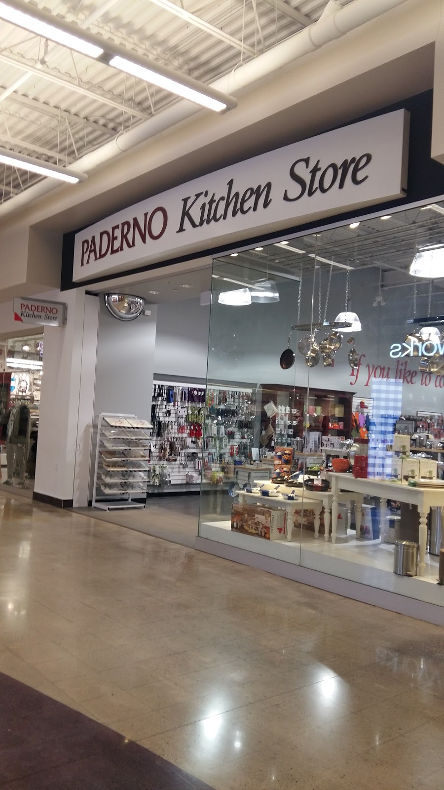 Paderno Cookware Factory Store | 3311 Simcoe 89, Cookstown, ON L0L 1L0, Canada | Phone: (705) 458-2197